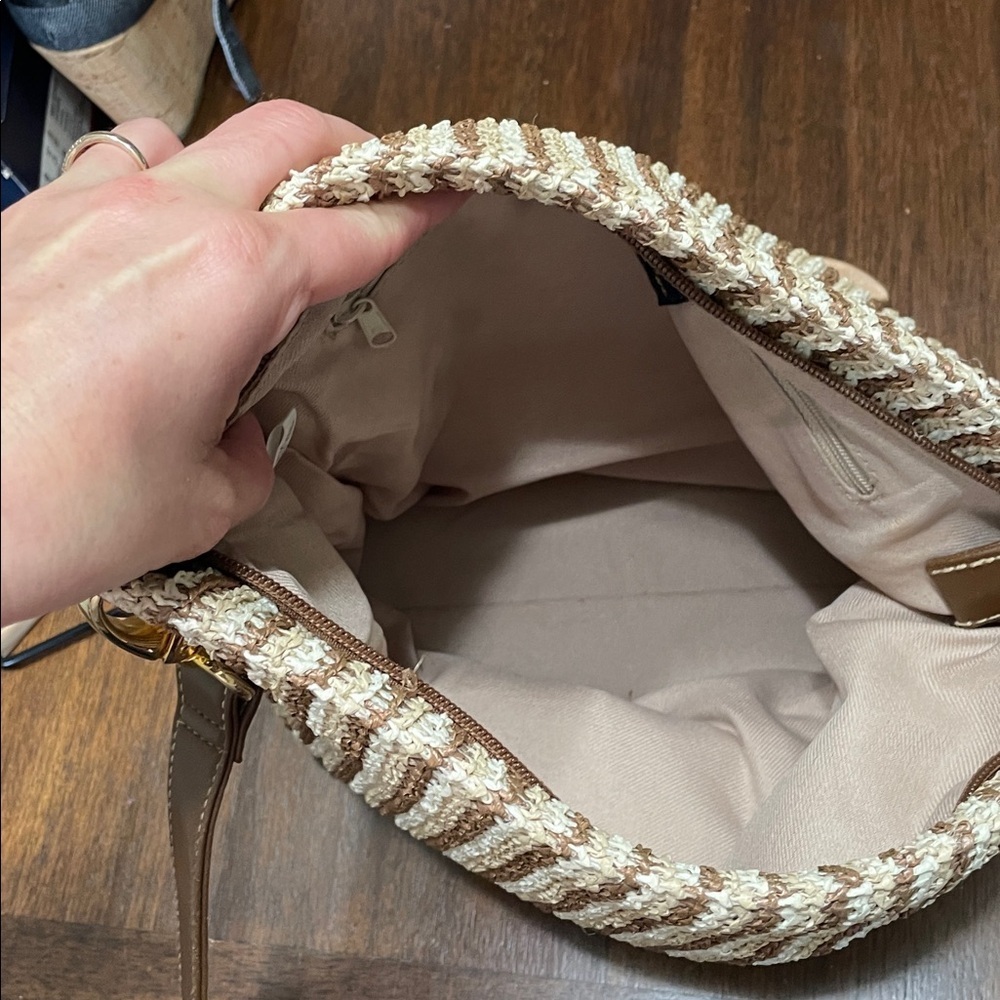 Character Club Classics woven crossbody bag - Picture 10 of 12